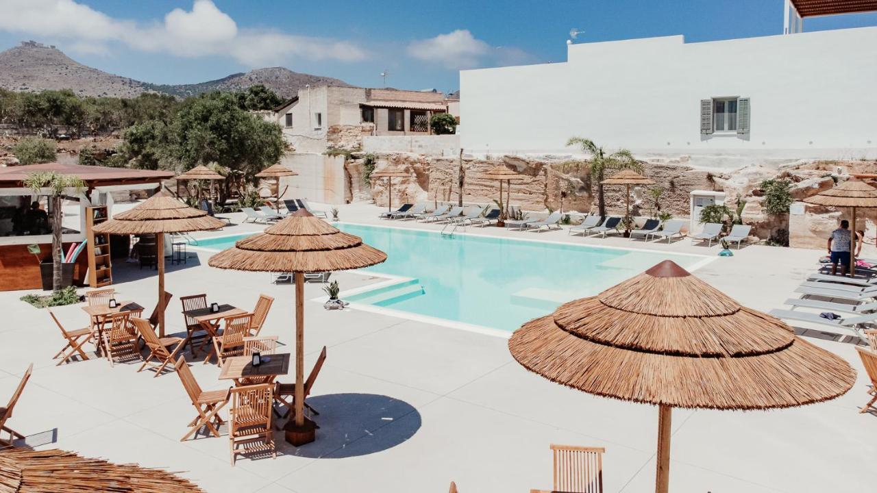 L'oasi Villaggio Hotel 3*